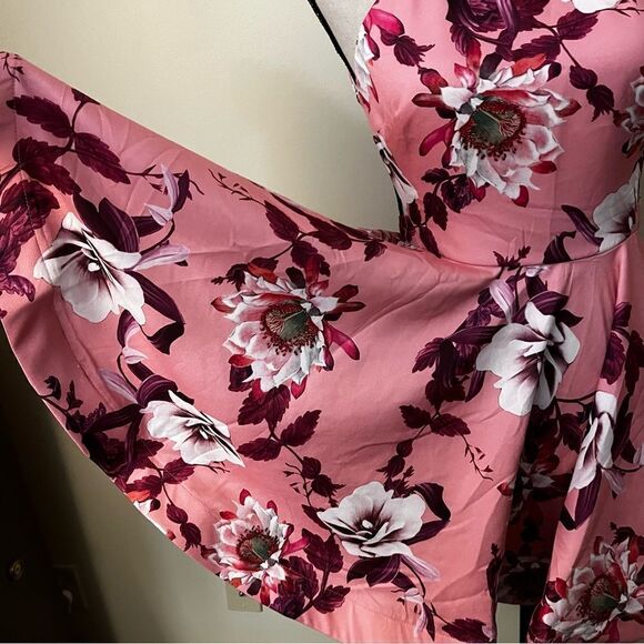 OPEN BACK FIT & FLARE FLORAL PRINT DRESS PINK - Picture 6 of 16